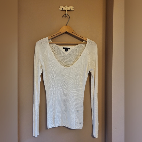 Tommy Hilfiger. Deep v-neck light silk knit sweater. Off white. M. - Picture 2 of 6